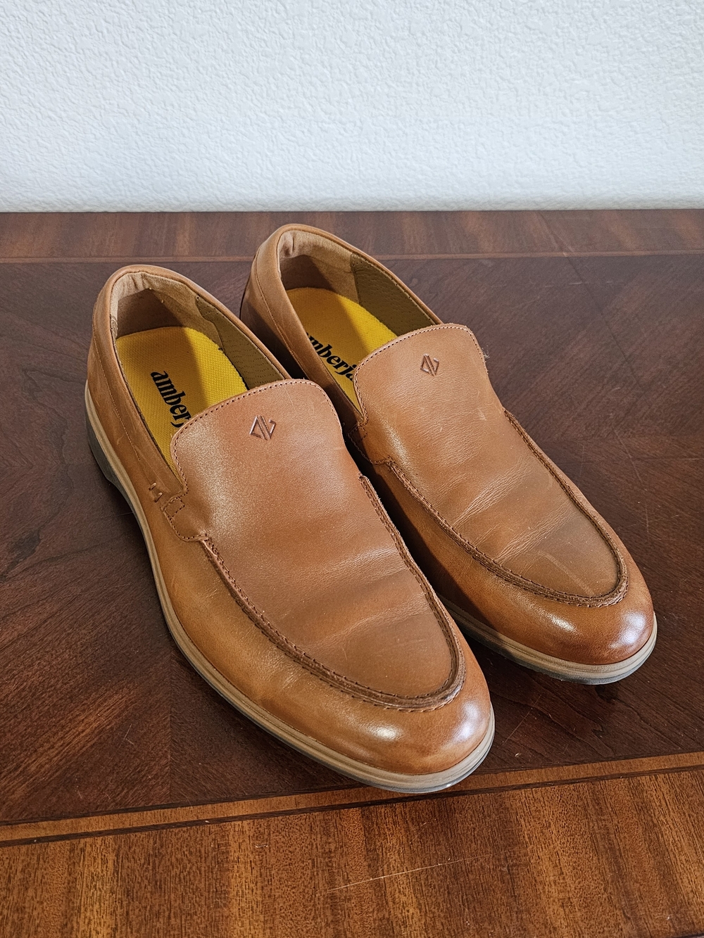 Amberjack Brown Leather Slip-On Loafers 10.5M — Comfort Dress Shoes